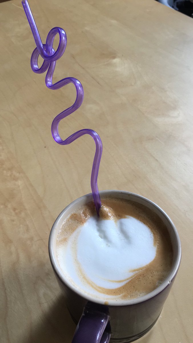 Rev_LisaHolmes's tweet photo. Post tooth restoration coffee - needed straw & still struggling! #biginjection #fatmouthfeeling https://t.co/6aFS3EsPuE