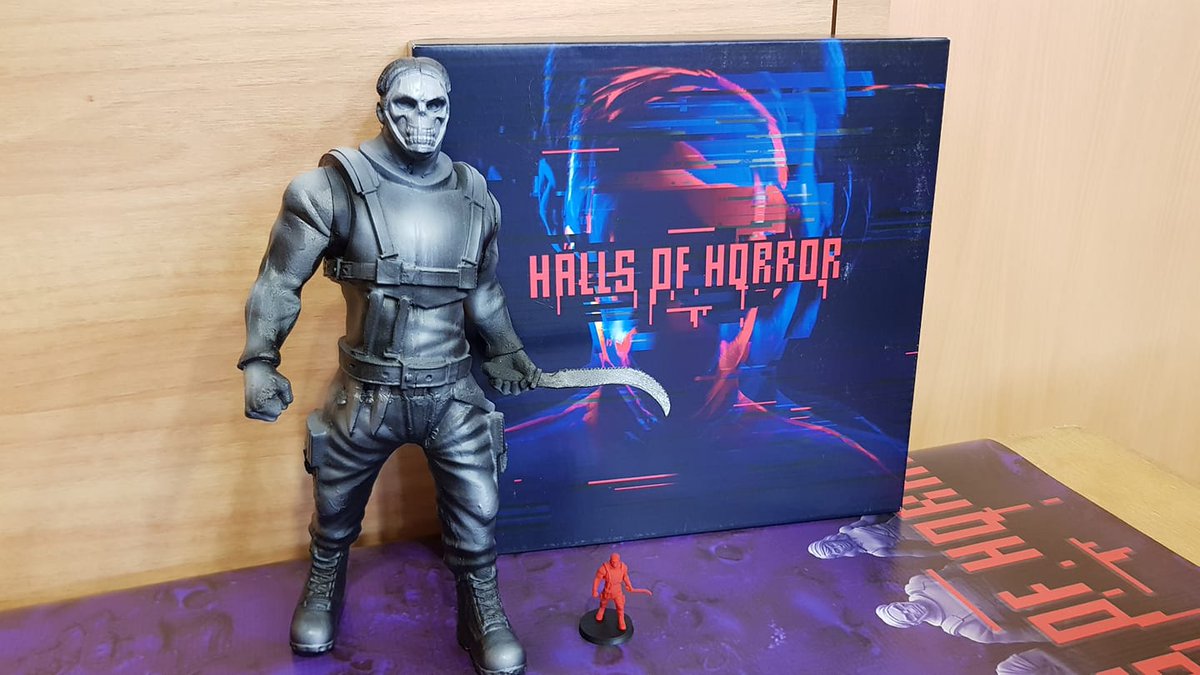 DrawDistanceDev's tweet photo. We decided to make our miniatures slightly larger, so now you can clearly see where the killer is on the board ;) #aprilfools #butitsreal #tabletopgaming https://t.co/wW1xAYl3IE