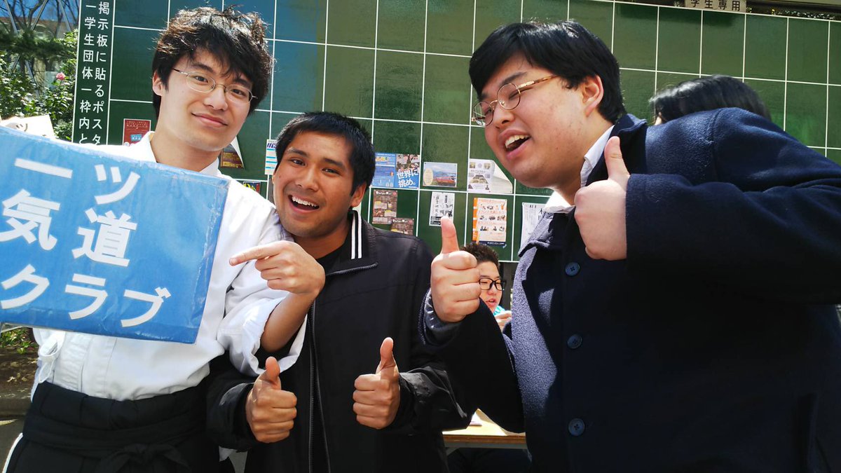 1枚目 競技ダンス部さん<a href="/wbdc2019/">早稲田大学競技ダンス部新歓アカウント2019</a> と合気道部さん@waseda_aiki2019 撮らせていただきました！ダンスのドレス💃も道着🥋も着る機会は大学生ならではだと思います！
2枚目 国際交流サークル<a href="/wifism/">Waseda International Festival (WIF)</a> さんと撮らせていただきました！今年は指導者不足で見送りましたが、昨年は留学生の方も沢山いました！