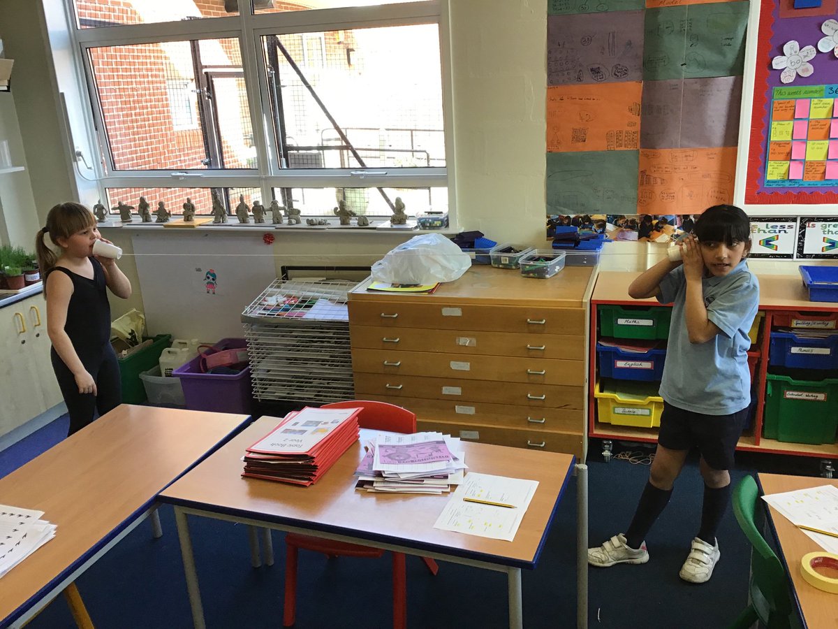 NGHSJuniors's tweet photo. It’s good to talk 📟☎️📞 #communicators #historyofcommunication #teamwork https://t.co/17Biis4fIv