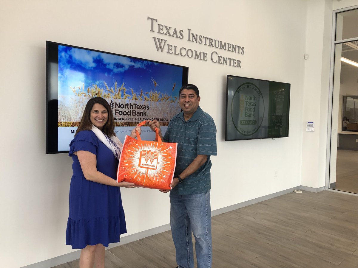 ecyaeger's tweet photo. Thanks ⁦@Whataburger⁩ for feeding those who feed others! https://t.co/CKvJPyQI2T