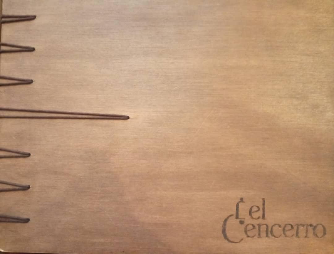 EMBrutnature's tweet photo. Moda o tendencia!! La sidra en las cartas han llegado para quedarse!! #CartasDeSidra ๐ @elcencerro ๐๐๐ #Gijon #Asturias @sidradeasturias #EMbrutnature #MetodoChampanoise #cosechapropia๐๐ #crianza #sparkingcider #cider https://t.co/unWU1fuNwv