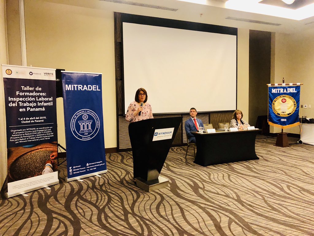 MitradelPma's tweet photo. El taller de Formadores: Inspección Laboral del Trabajo Infantil en Panamá (Proyecto CLEARII), lo llevamos con el auspicio de la @USEmbPAN en coordinación con las organizaciones VERITÉ y WINROCK. @RonerCarmen https://t.co/1WaA4ciVS0