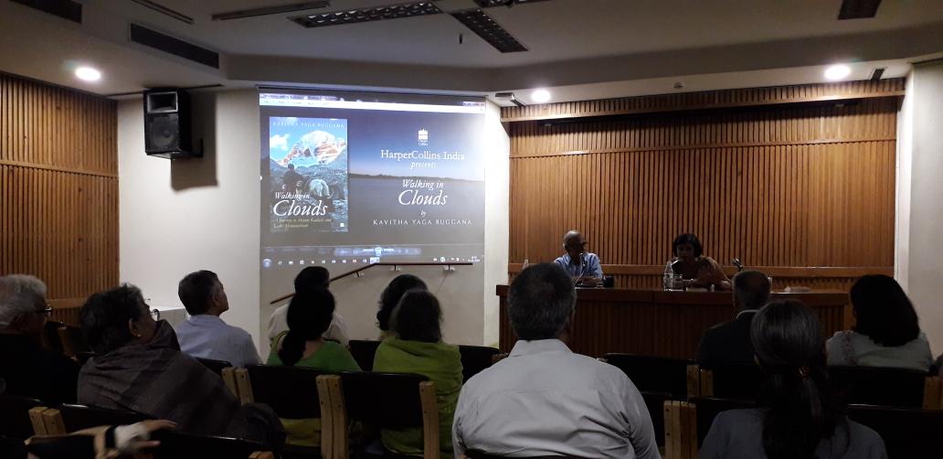 krishnDG's tweet photo. #WalkinginClouds A Journey to Mt Kailash and Lake Manasarovar Author @BugganaYaga in conversation with Deb Mukerji, who escorted the first batch of pilgrims to Mt Kailash when the route re-opened, on a transforming experience @HarperCollinsIN https://t.co/TcNfPiOEHU