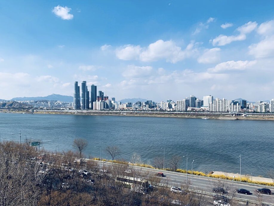 NCTsmtown's tweet photo. 날씨 안좋아요 ㅋㅋㅋ

제노형이었지만 만우절 장난했어요 https://t.co/R9zKPv1CJq