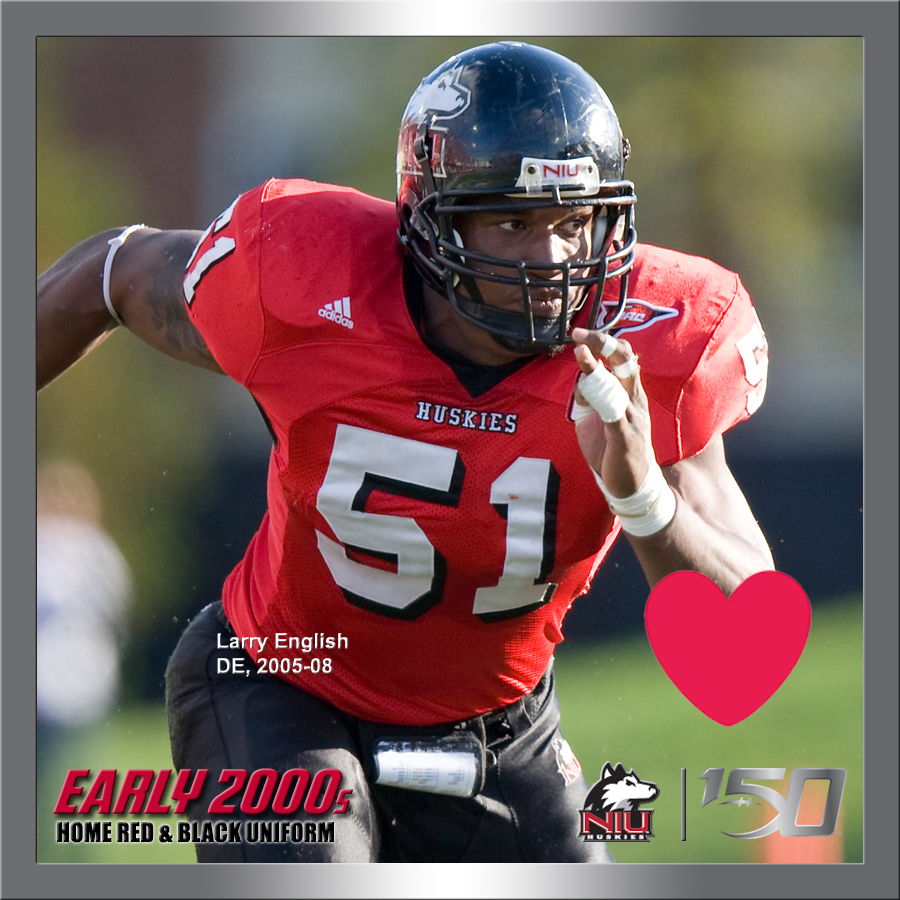 It's time to vote in our next match-up of Huskie Football Fan Favorites in the Uniform Bracket!
Our first Semi-Final match-up is here!
🔁"Retweet" for the 2011-13 Blackout uniform
❤️"Like" for the Early 2000's uniform
#CFB150 #theHardWay
