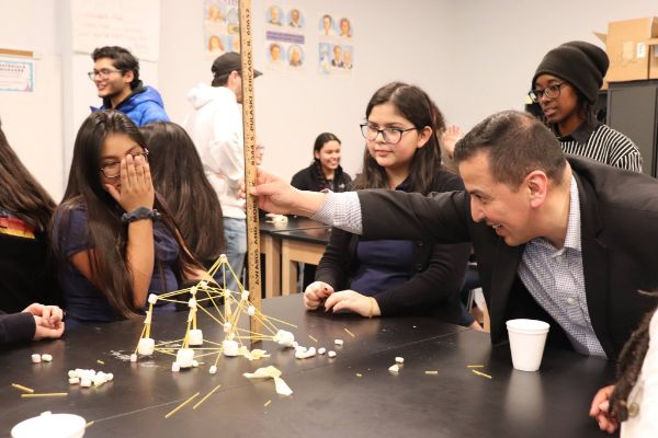MindandHandChi's tweet photo. Spring Updates: Money Smart Week, Opportunities in Tech, M+H in the Community! - https://t.co/cBJixRr2IU https://t.co/Mx9S2uKKyh