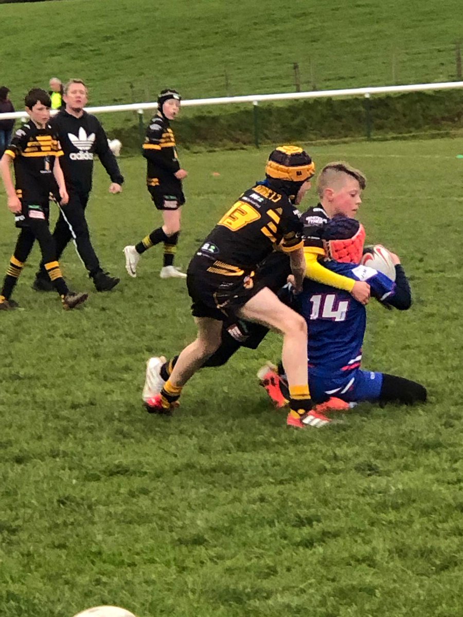 BrowWath's tweet image. Brilliant start to the U10's and U11's season tonight. Some great rugby played #upthebrow 🐝🐝