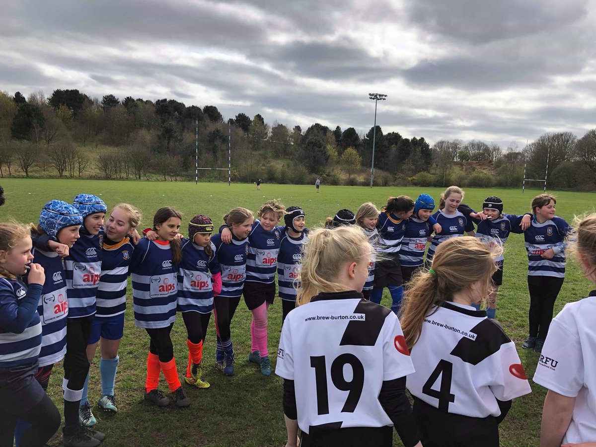MRUFCGirls's tweet photo. #MRUFCUnder11s versus combined @GirlsBurton and @2012DunstonRoad who we affectionately called the #Butterfield team. Fantastic afternoon on the @MansfieldRugby first team pitch with 17 #MRUFC girls - even on #MothersDay - wow ๐ฒ thatโs #Commitment #GirlsRugby #RugbyThatRocks https://t.co/rmxntkzVyx