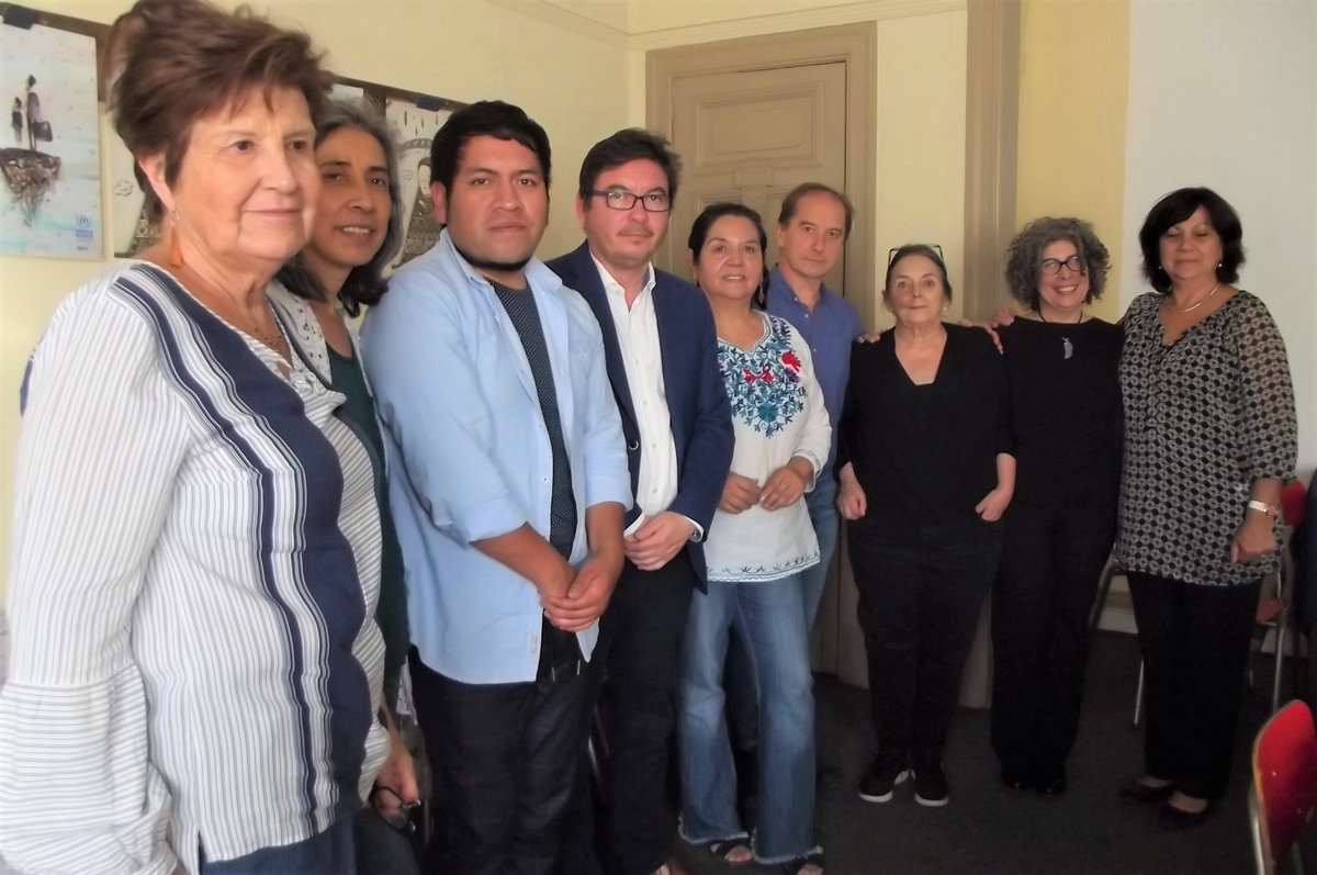 FocoSocial_cl's tweet image. @ComisionVerdadC de Colombia se reunió con #FASIC y representantes del @MuseoMemoriaCL , Facultad de Psicología de @uahurtado y la Escuela de Psicología de la @usach fasic.cl/wp/2019/04/com…