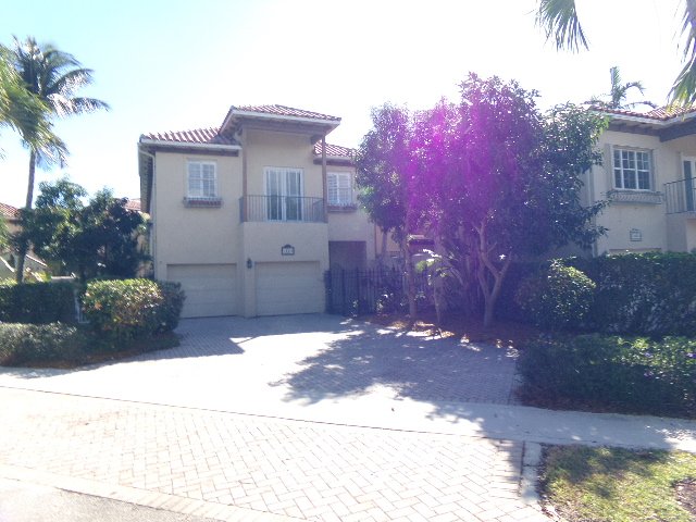 theairegroup's tweet photo. Off Market Fix &amp; Flip / Single Family in MIami - https://t.co/NgqYaF6zTv https://t.co/j9qgCFcmE5