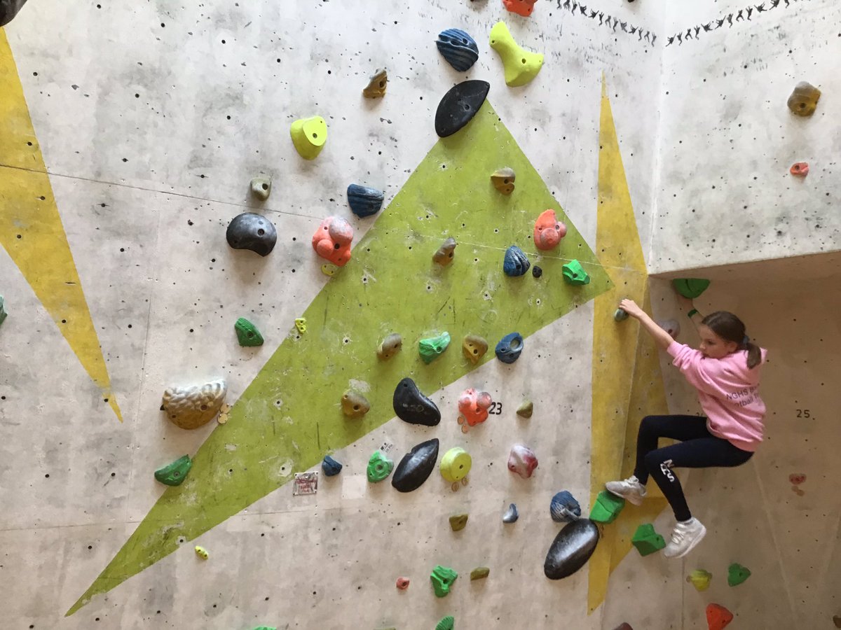 NGHSoutdoors's tweet photo. So proud of our @NottmGirlsHigh @nghspe senior school teams in the Nottingham schools climbing competition #dugdeep #aimedhigh #proudofyouall https://t.co/nm0CCtMreO