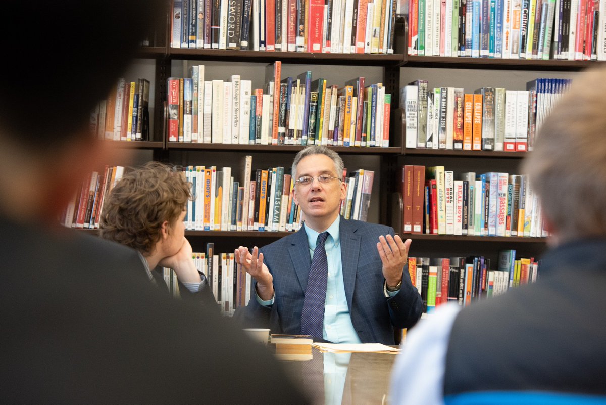 avonoldfarms's tweet photo. For our annual Evans History Initiative, author and philosopher Lee McIntyre spoke to the student body today about his book "Post-Truth". He encouraged students to realize their tendency to seek out opinions that agree with their own and to think critically. #IntegrityAtAvon https://t.co/EU6aHiHa9G