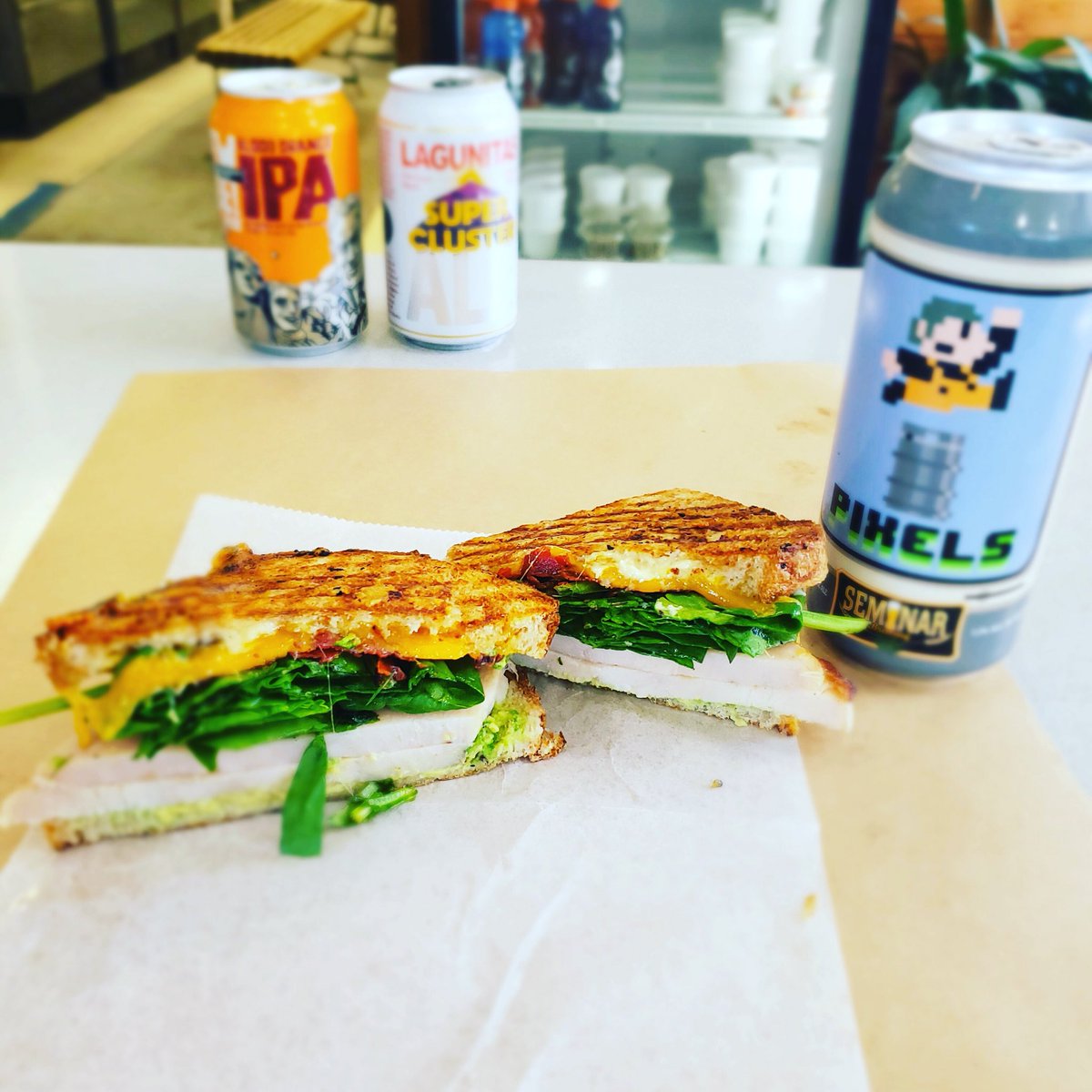 persimmoncafe's tweet image. Turkey club with thick cut natural turkey 🦃 bacon 🥓 cheddar cheese 🧀 &amp;amp; avocado 🥑 #chseats #chaseats #holycityeats