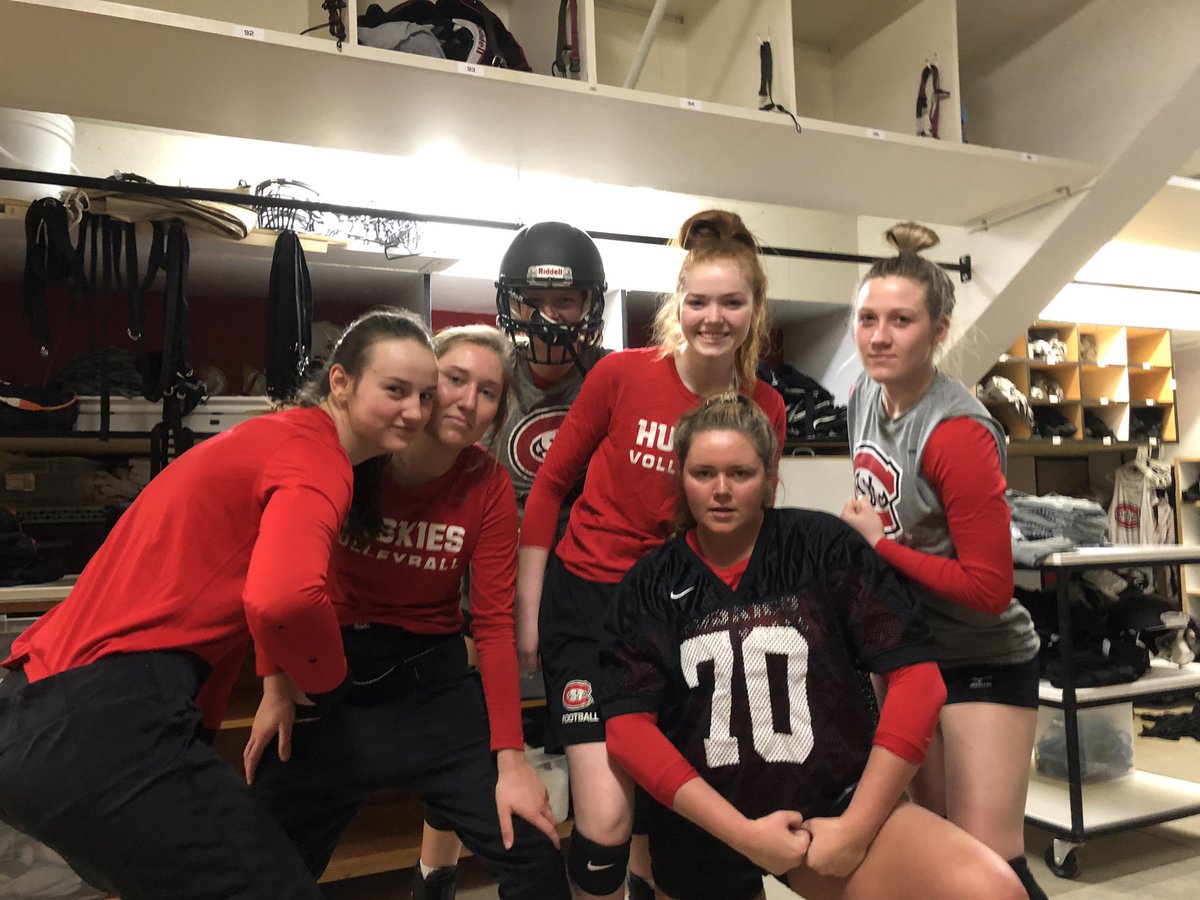 SCSUHuskies_VB's tweet photo. We had an opportunity to help out our awesome equipment room manager Kay Czarnetzki this morning and we rocked it!  All alumni, keep an eye out for huskies love my challenge starting later this week! Great opportunity for you to help and give back!  #XXXLpants #nicehelmet https://t.co/4UPJtWWWe4