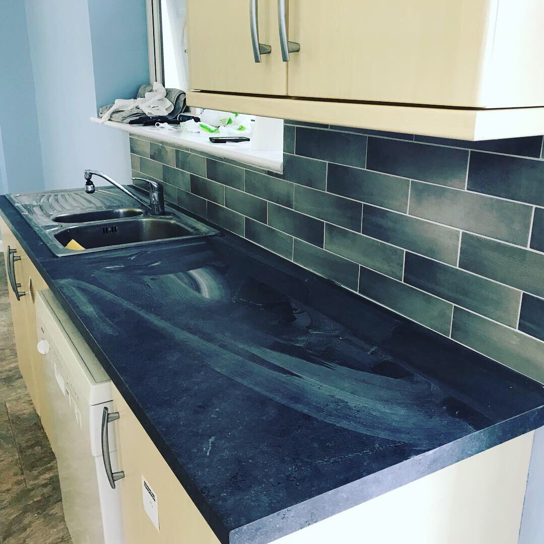 CMD_Ceramics's tweet photo. Project completion: Mickle Way, Oxford.
@ToppsTilesTrade Anya wall tiling to our clients @DreamDoors_Ox recent refurbishment.
#metrotiling #kitchen #oxford https://t.co/Dh4NimIN51