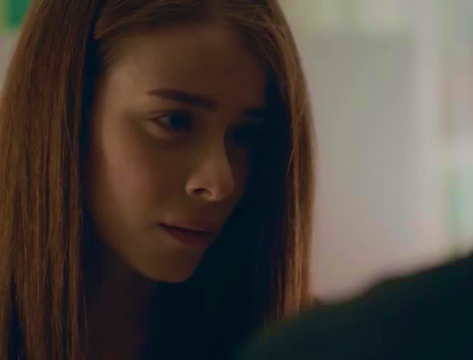 “O uçurtmalar, arkadaş olmak için miydi?”🥀 #AkCel #çukur