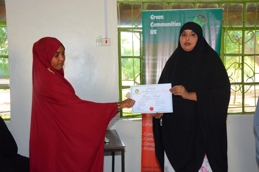 greencomm_ke's tweet photo. When a girl is educated their communities become stronger and more prosperous. One child, one teacher, one book and one pen can change the world. We are greatful to the office of the Women Rep -Garissa @NGAAF_KE for taking part in the success of this project. We say Thank You. https://t.co/LOkopk9wAt