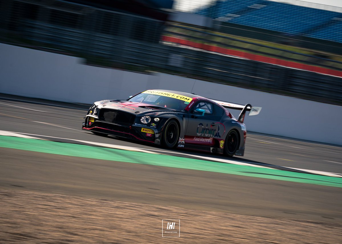 And that's your lot...

Full gallery will launch soon.

Today i saw the vast amount of work the @JRM_Group are putting in to the Bentley is unbelievable.

And of course to work with <a href="/RickParfittJnr/">Rick Parfitt Jnr</a> &amp; <a href="/SebMorris31/">Seb Morris</a> is going to be quite a journey 🤘🏻 - Ben