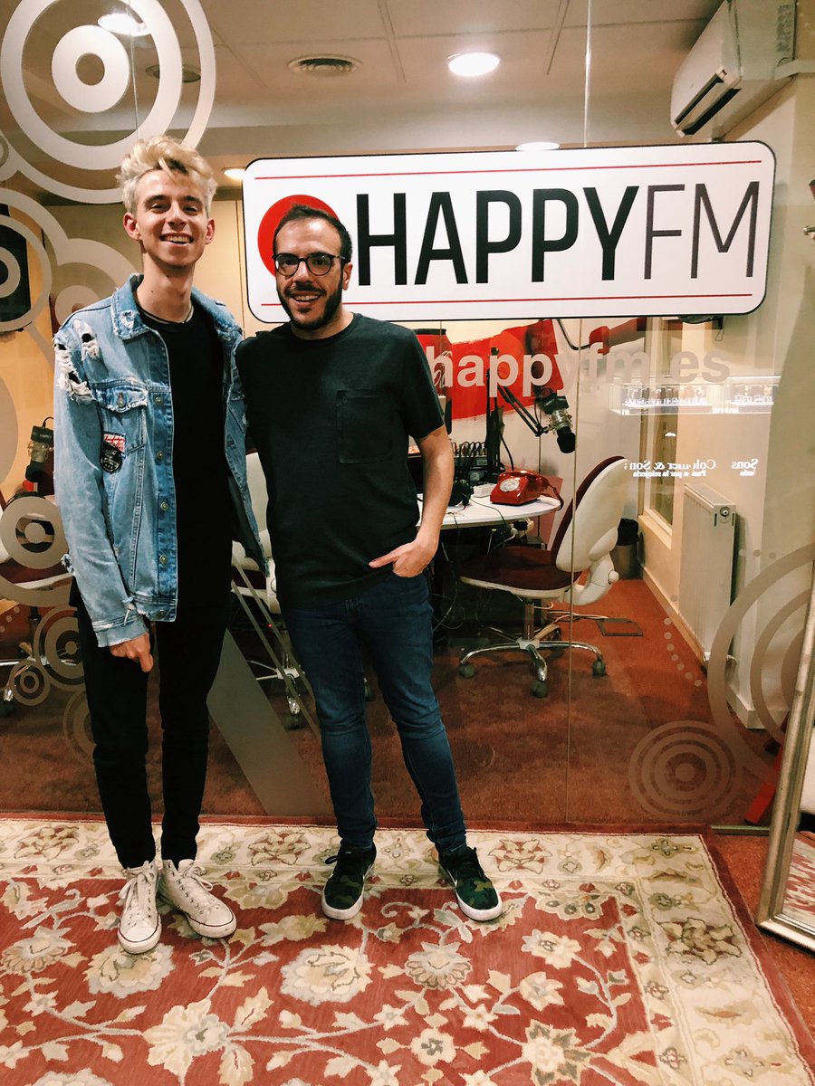 Reclutados's tweet photo. Hoy de promoción de #YaNoHayCalma con @DavidParejoSing https://t.co/Gu6W5lT4mv