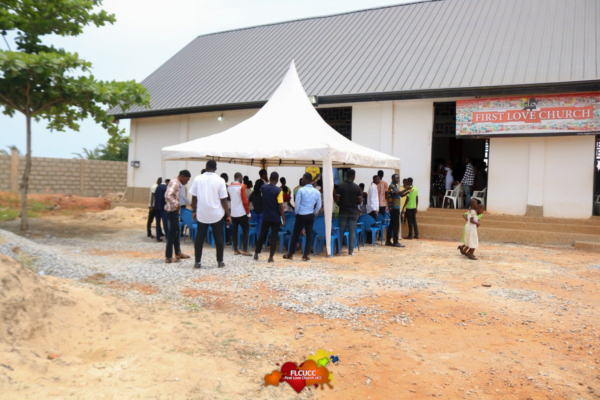 flc_capecoast's tweet photo. SWOLLEN SUNDAY 31-04-19
What a wonderful Swollen Sunday we had yesterday where 1500+ people gathered to hear the word of God.
โจ โจ โจ Highlightsโจ โจ โจ
#dhmm
#onlyinflc
#flcucc
#swollensunday https://t.co/IDqWczP9tH