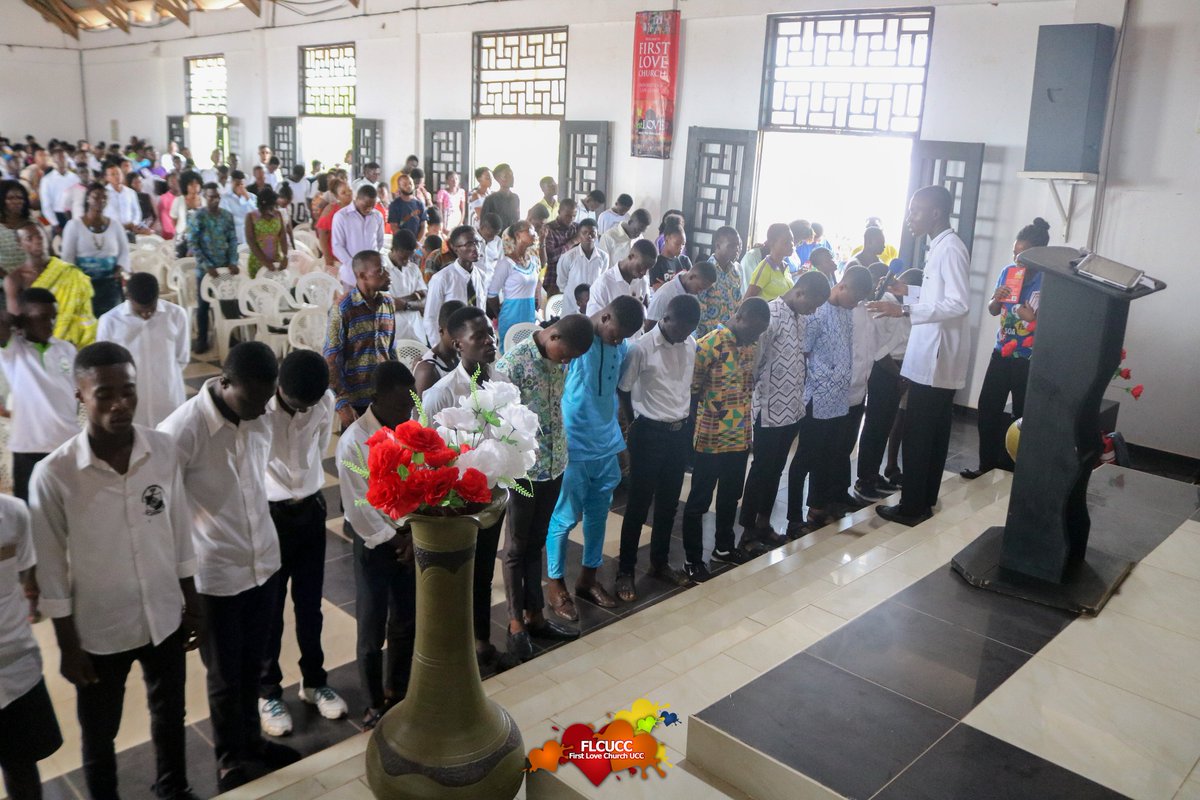 flc_capecoast's tweet photo. SWOLLEN SUNDAY 31-04-19
What a wonderful Swollen Sunday we had yesterday where 1500+ people gathered to hear the word of God.
โจ โจ โจ Highlightsโจ โจ โจ
#dhmm
#onlyinflc
#flcucc
#swollensunday https://t.co/dsqbkyfRmn