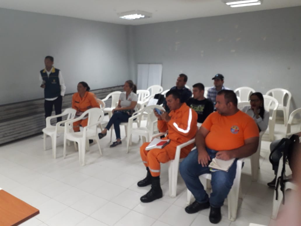 riesgocesar's tweet photo. Hasta el Mpio de Aguachica llegamos a brindar Capacitación sobre la elaboración del plan de contingencias temporada de lluvias 2019. https://t.co/16zZwRkFbc