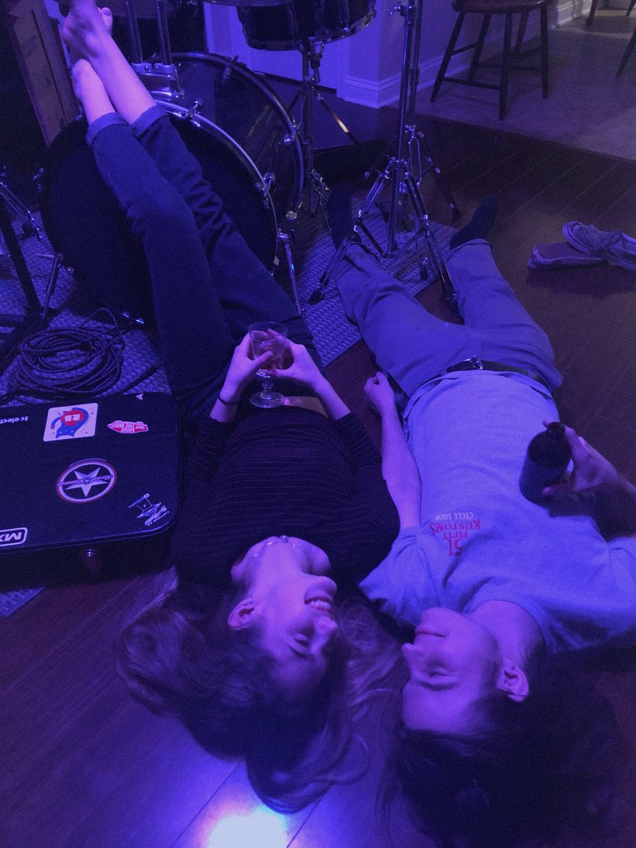 working hard on this album 🤙🏻