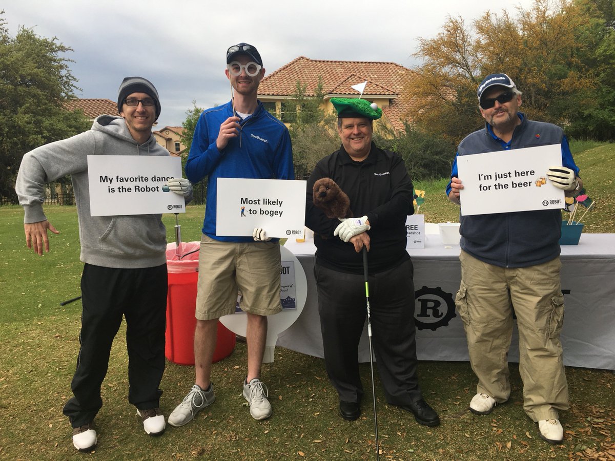 RobotCreative's tweet image. Thank you @SouthwestAir for supporting @PAF_SATX and stopping by our photo booth this morning at the 2019 Charity Golf Classic! #charity #RobotsHave💕 #givingback #PuttingforProjectAngelFares