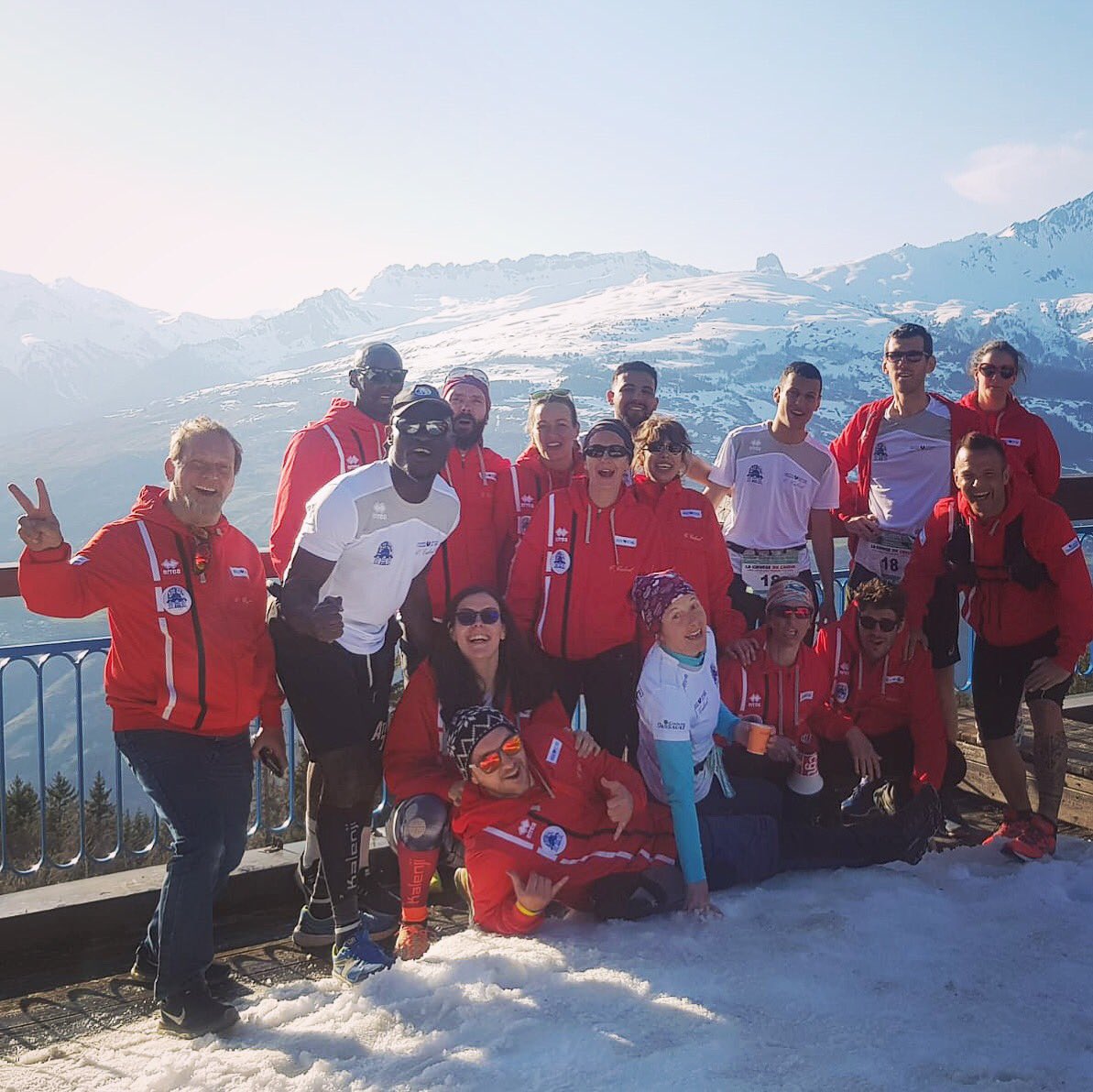 MERCI ❤️ La #CourseduCoeur2019 s’achève, nos coureurs sont de retour à Paris. Encore bravo à eux pour l’exploit qu’ils ont accompli, en équipe, ces 4 derniers jours, pour le don d’organes, pour les malades, pour la vie. Un engagement au quotidien 👏🏼 #DondOrganes #CDC19