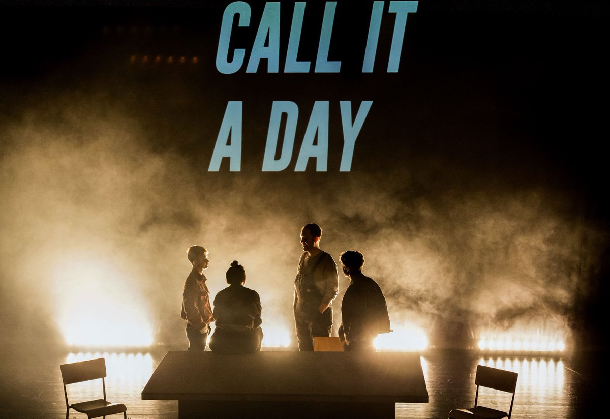 I’ve just updated my website with some highlights from a busy couple of months! Take a further look at dansaggars.com 
.
.
.
.
.
#lightingdesign #lighting #theatre #opera #design #puccini #associate #associatelightingdesign