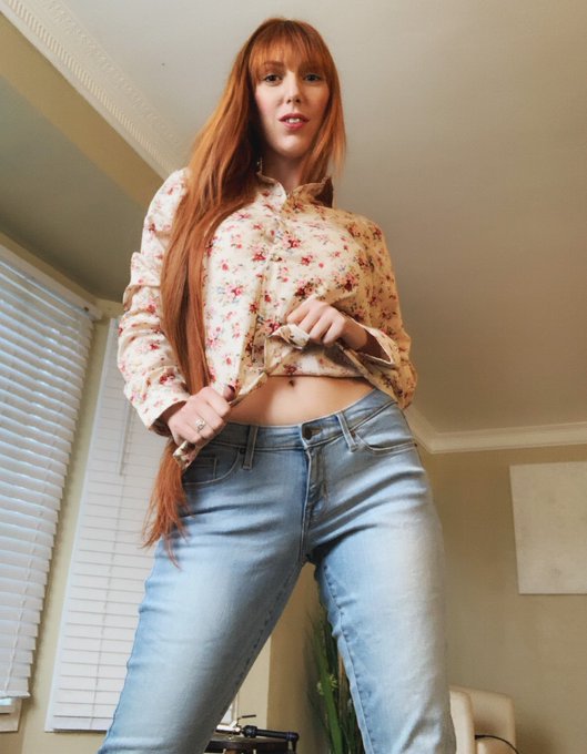 Do you think I love like Donna? #thats70show @Nubiles #laurenphillips @nexxxtlevel @risingstarpr https://t<a href="/tag/thats70show"class="tags">#thats70show</a><a class="tags" target="_blank" title="On Twitter" href="/?out=eyJ0eXAiOiJKV1QiLCJhbGciOiJIUzUxMiJ9.eyJpYXQiOjE3MjI0NzgwNTgsImlzcyI6InR3cG9ybnN0YXJzLmNvbSIsIm5iZiI6MTcyMjQ3ODA1OCwiZXhwIjoxNzU0MDE0MDU4LCJyZWRpcmVjdF91cmwiOiJodHRwczovL3R3aXR0ZXIuY29tL051YmlsZXMifQ.4yxqmlofh-ku_eC1rbdBhqE5kggTOcb8V4rHcVMnP6BpWiGVjzi945aslzkmwpMI2N8LgvFalVdiR_eqtq4Wlg">@Nubiles</a><a href="/tag/laurenphillips"class="tags">#laurenphillips</a>