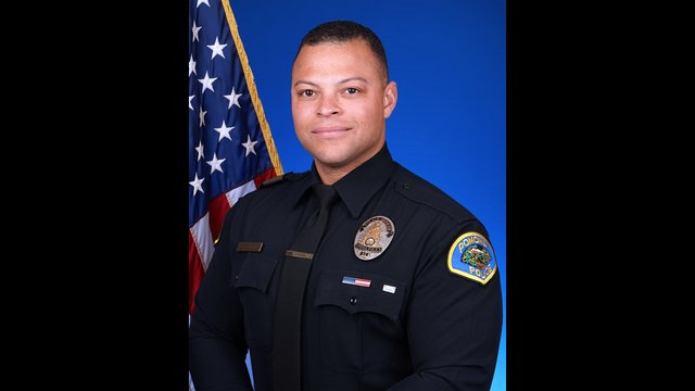 LSUGoldenEagles's tweet photo. Former Golden Eagles student-athlete, Jeremy Hunt, being credited with saving the life of a 1-year-old girl.  Hunt was a member of the Golden Eagles baseball team from 2007-11, and graduated from La Sierra University with a degree in Criminal Justice.  https://t.co/4DuPTt0C1R https://t.co/QV92EVLZNl
