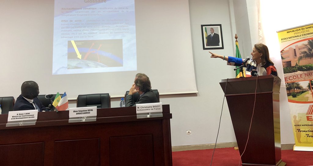 RoyalSegolene's tweet photo. Conférence à l’@EnaSenegal sur le rôle du continent africain dans le combat climatique avc le ministre de l’environnement puis réunion de travail sur la restitution des biens culturels avc le ministre de la culture et les musées à l’invitation de l’ambassadeur
@FranceoSenegal https://t.co/UmLMLO9ekB