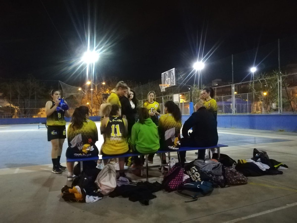 CBCiudadMelilla's tweet photo. Liga @ecMalaga #Oro | J8 | SENFEM 43 @ADasuncion 25 | Buen partido quitando los primeros minutos del tercer cuarto. Se trabajaron cosas nuevas y se consolidaron otras más habituales https://t.co/NEyWU9xUrj