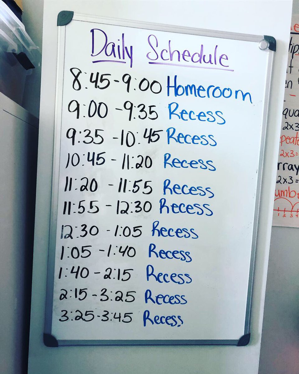 llyssterine's tweet photo. April Fools! 🎉 #thirdyearofthird https://t.co/IJqaBFG8PL