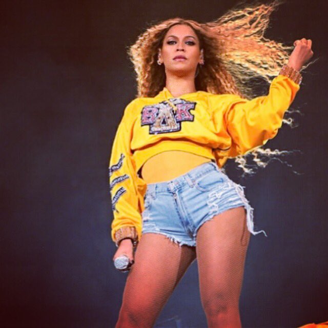 ToughSprinkles's tweet photo. Heading into a new month like #vibesofgreatness #monday #bringit https://t.co/qzFE8B5WNU