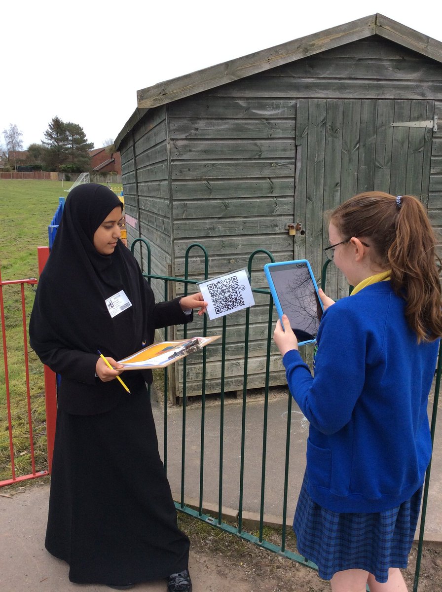 qdprimaryschool's tweet photo. Y7s from @pmghs visited us and took part in a reading scavenger hunt. They answered questions about our shared book and then, after decorating their own mug, enjoyed hot chocolate and book talk. A fab afternoon! #LancsWeAreReading #CollaborativeReading
#QueensDrivePrimarySchool https://t.co/EUIXgBRpzI