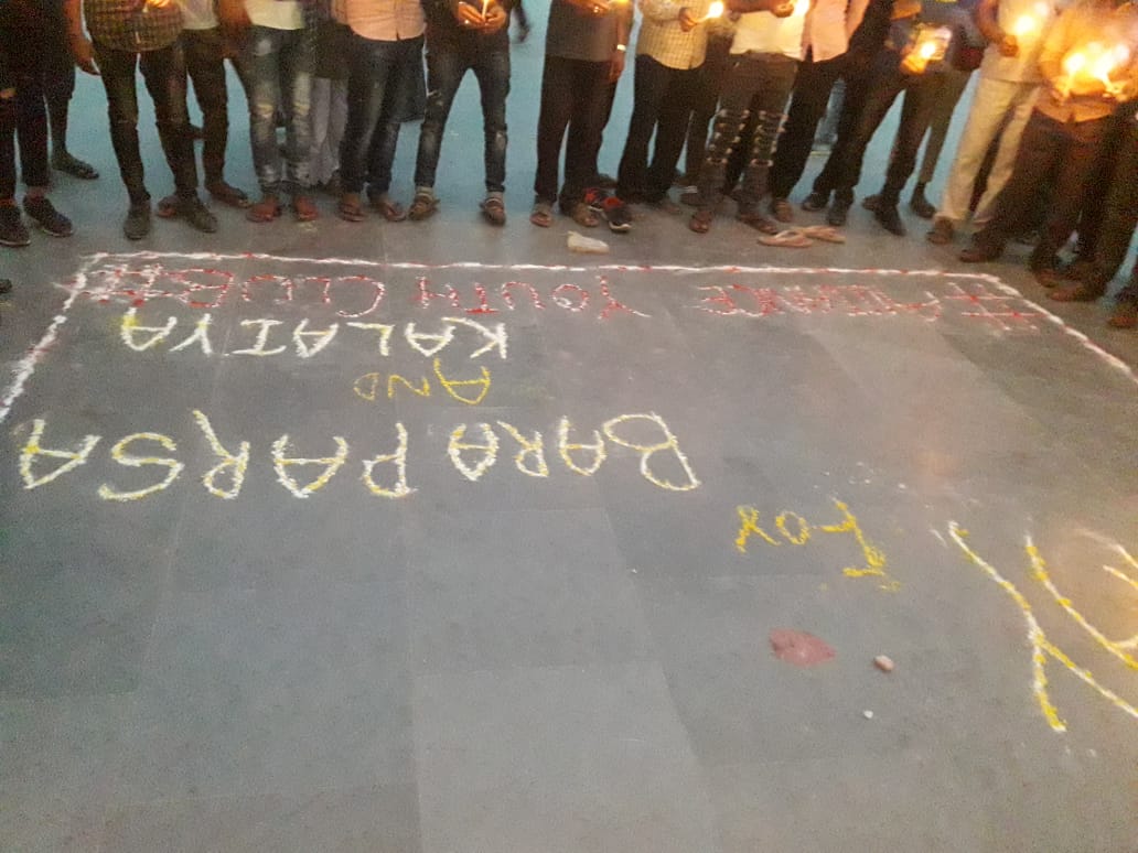 ClubJanakpur's tweet photo. @AYCJanakpur Youth Club जनकपुरको आयोजिना मा बारा,पर्सा मा राती आएको हुरि बतास,असिना मा जान गुमाएको प्रती शोक,समवेदना तथा श्रद्धाञ्जली व्यक्त गरियो।
सो कार्यक्रममा Alliance.Youth.@ClubJanakpur का सम्पूर्ण सदस्य हरुको उपस्थितमा जनकपुर को जानकी मन्दिरमा कार्यक्रम समापन गरियो l https://t.co/6J7bogyEuj