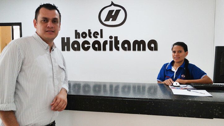 situr_nds's tweet photo. Nuestro director realizando visitas a prestadores de Servicios turísticos en Ocaña y la Playa de Belén. #ofertayempleo #ocaña #laplayadebelen @CiturCol @fonturcol @KrolFajardo @jpfrankym https://t.co/Flix9iIGkh