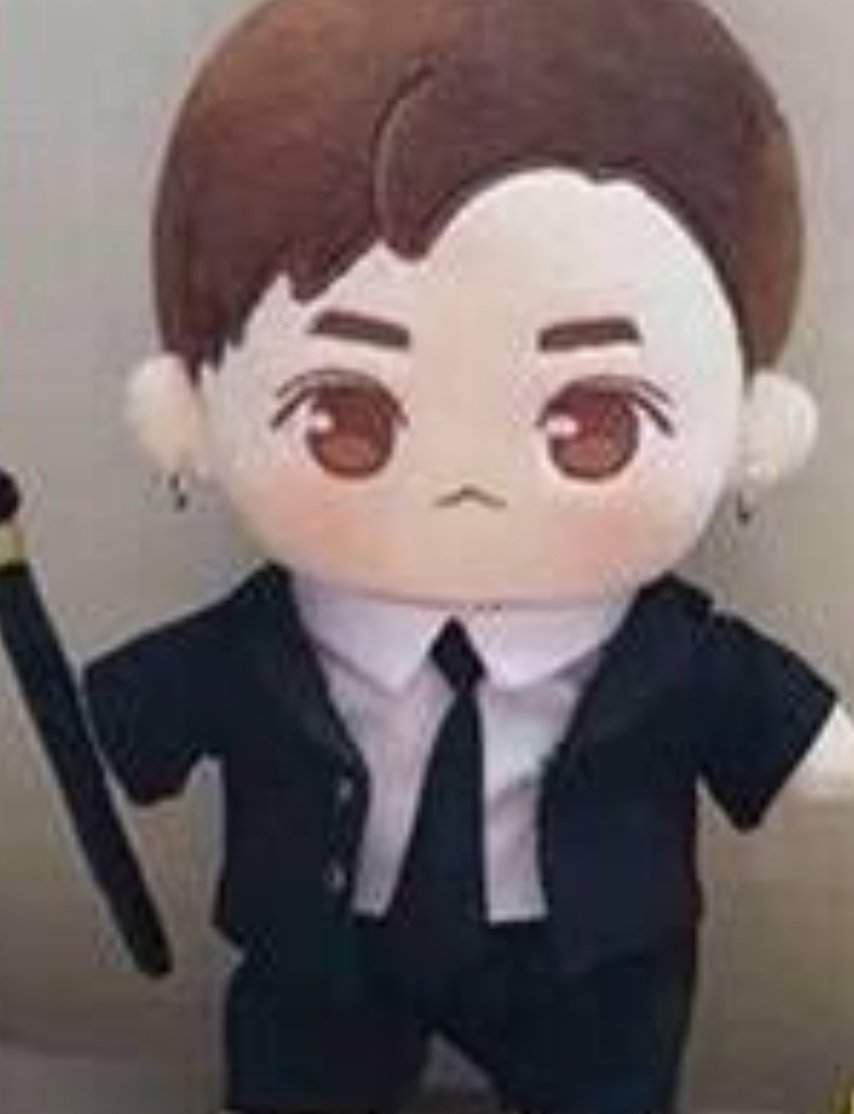 ForeverloveG1's tweet photo. #sechskies #sechskiessomeone who want to sell these 3 dolls Plz call me 🌚❤️😭and who sell the lipss about Kimjaeduck that from this time.. https://t.co/n6vAPQw8YQ
