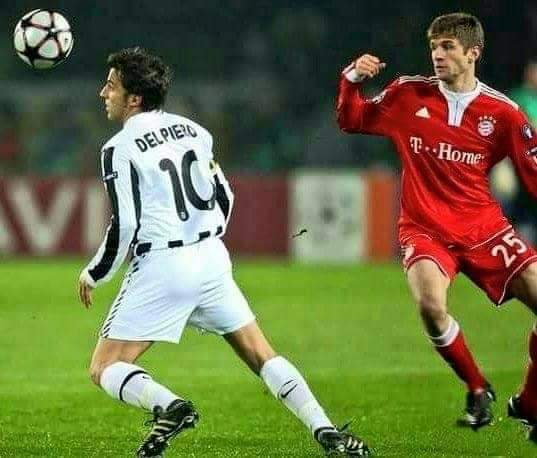 JUVENTUS 2009 HOME LS
CHAMPIONS LEAGUE 
PLAYER ISSUE 
#10 ALESSANDRO DEL PIERO
NAMESET &amp; PATCH ALL ORIGINAL 
BNWT

SIZE XL FIT L 

WHATSAPP 08562080855

#jersey4sale
#classicfootballshirts
#jerseyvintage
#classicshirts