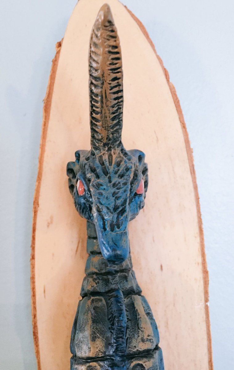alexiscolbert's tweet photo. Come say Hi to Mr. Seacorn! This FRIDAY, APRIL 5th for my solo exhibition @frothymonkey in Franklin during art crawl and to the end of April. #franklinartscene #womeninthearts #seahorse https://t.co/M0xuxcng7O