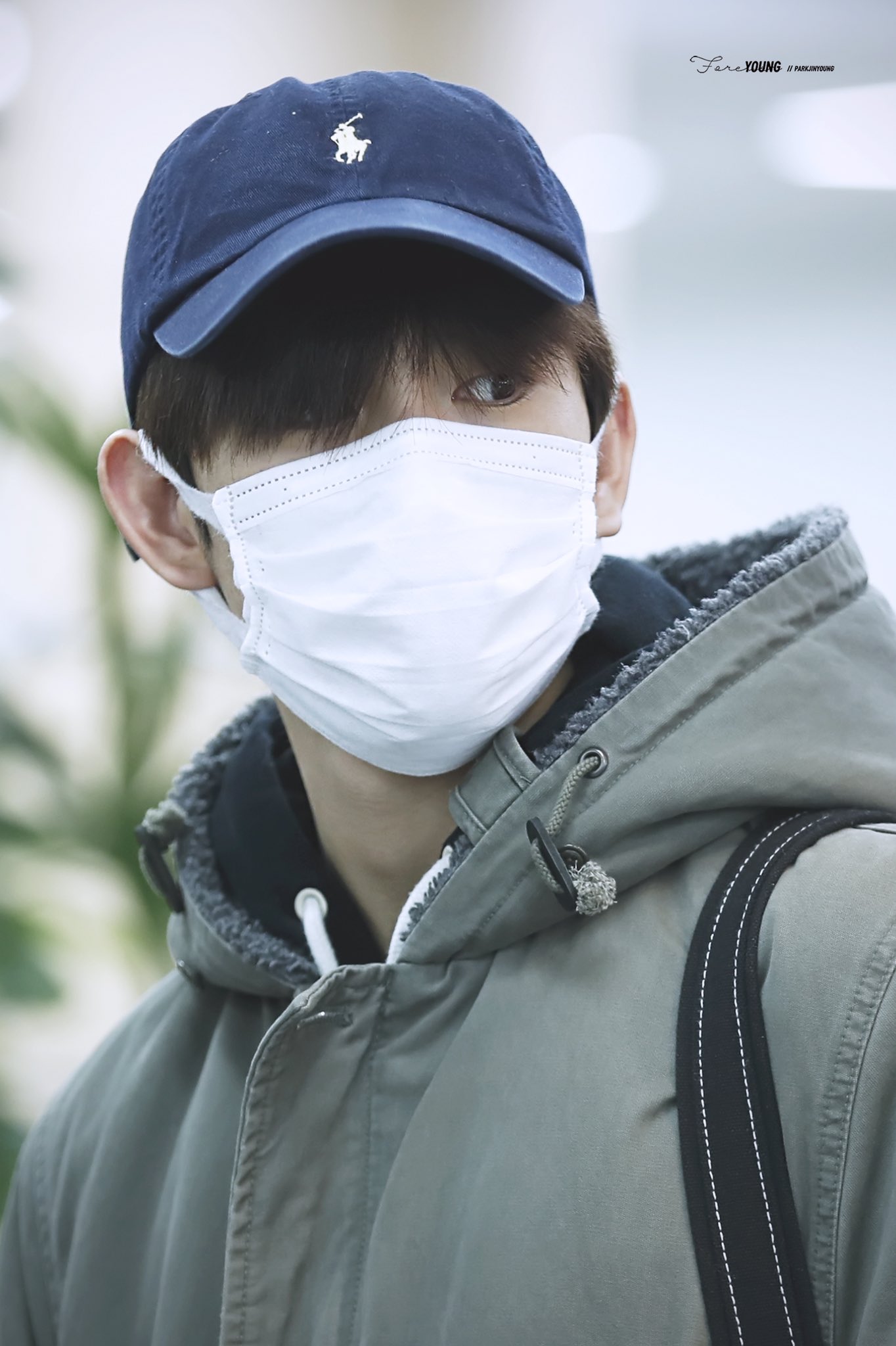 D3FQ28DU4Ag4B63.jpg:orig