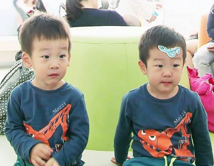 SongTriplets's tweet photo. Seoeon&amp;Seojun Then VS Seoeon&amp;Seojun Now https://t.co/6oNTFPn4d3