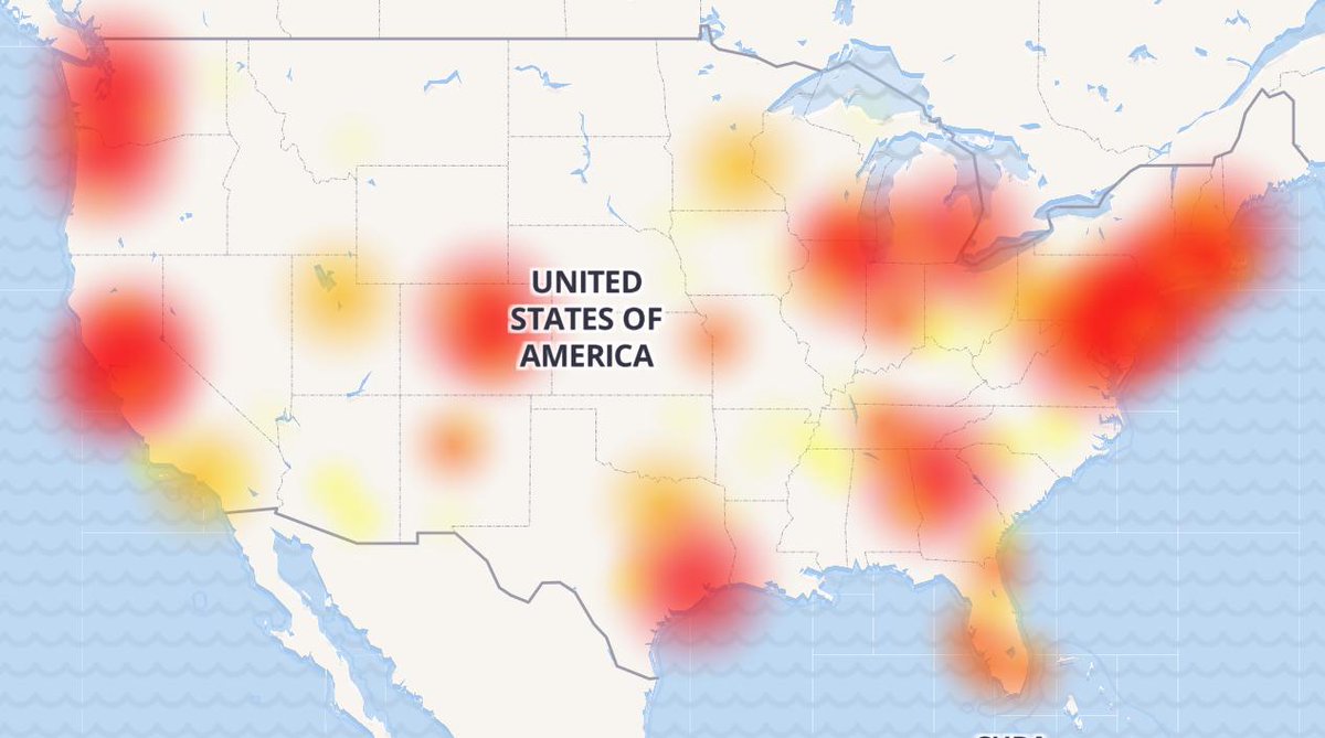 arcsource's tweet photo. So far, Comcast is winning April Fools. Outages reported at multiple of our clients, and across the US. Outage map courtesy of https://t.co/vutChGiWT1 #comcastic #XFINITY #AprilFools #notfunny https://t.co/5ePzdOyVM2