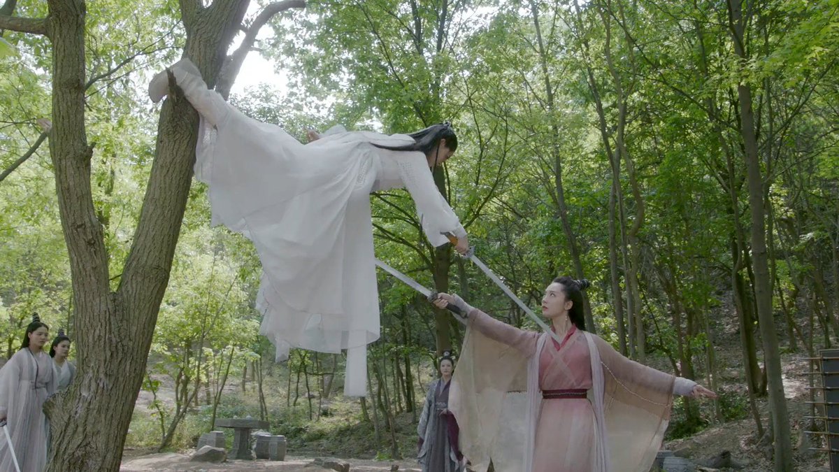 xiaotoumings's tweet photo. wuxia girls will always be my weakness. (i mean guys too but LOOK AT THE GIRLS)

#倚天屠龙记 #HeavenlySwordAndDragonSlayingSabre https://t.co/mOaxPZkbop