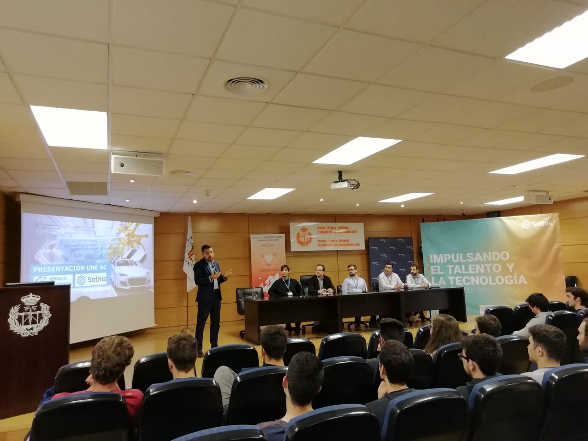 sothis's tweet photo. Introducimos el reto del #eestechchallenge en la ETSIT-UPV de Valencia @TelecoUPV, con el tema de las "Digital Factory". Suerte a todos los participantes y atentos a lo que nuestros profesionales os cuentan. Os esperamos este viernes 5/04 en el #hackathon. https://t.co/vdmzCrTSpZ https://t.co/h5e3QwxAAo