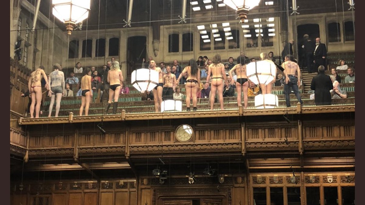 GaryGazza777's tweet photo. #Getemoff....#slingemout #Brexit #Parliament-a-laughingstock 😂😂😂 https://t.co/IsWbbkKRP8