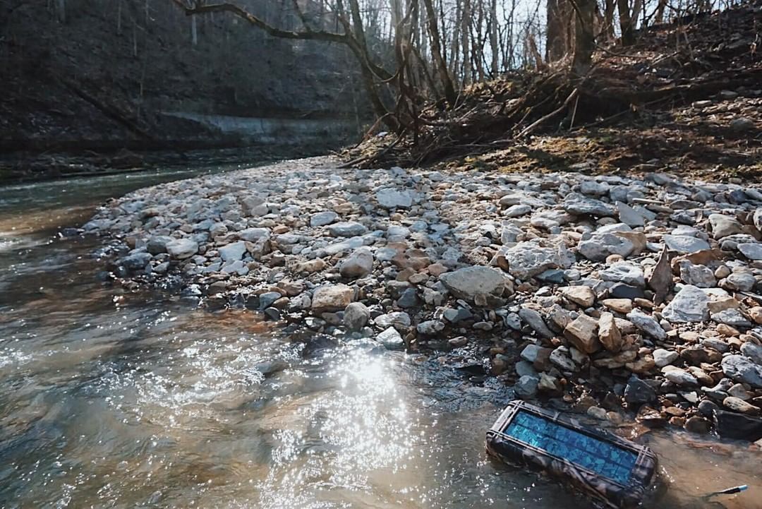 #myRokPak floats, so never worry about dropping it around water. bit.ly/1X3MSpZ to order now for $99 + more when you signup! Photo credit to @morganleih